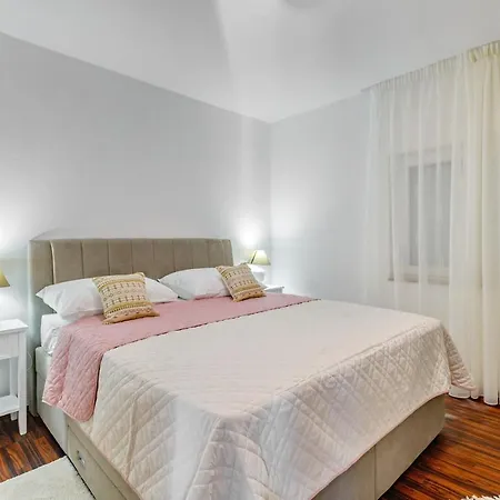 Pacis Villa Benkovac