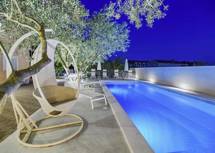 Pacis Бенковац